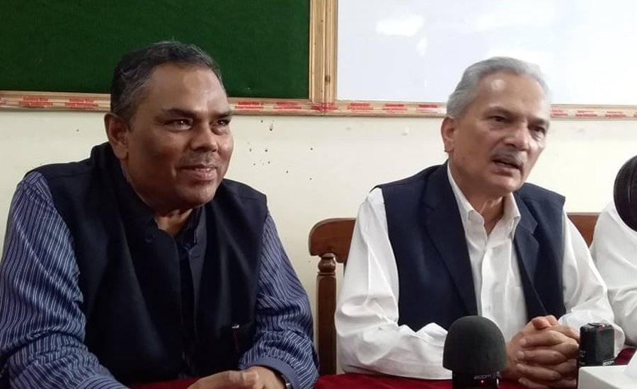 L-R: Upendra Yadav and Baburam Bhattarai lead the central committee and federal council of the Samajbadi Party Nepal respectively.
