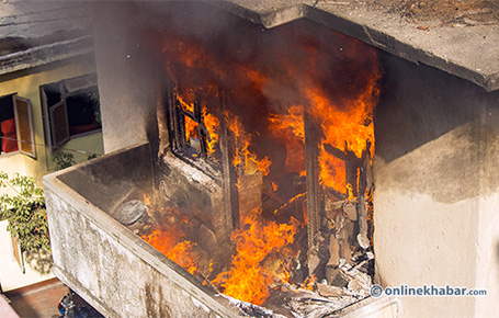 Fire erupts in Tikapur Bazaar, destroys property worth Rs 9 lakh