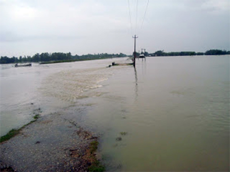 Rain wreaks havoc in Saptari district, affects trade with India
