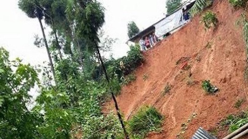 Landslips swamp eight houses in Baitadi VDC, put 45 more in peril