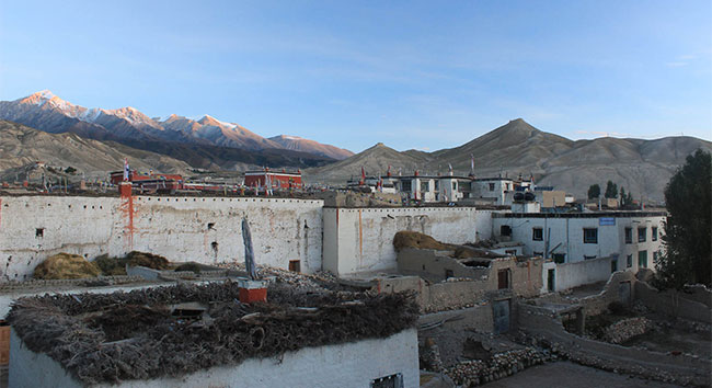 lomanthang-palace