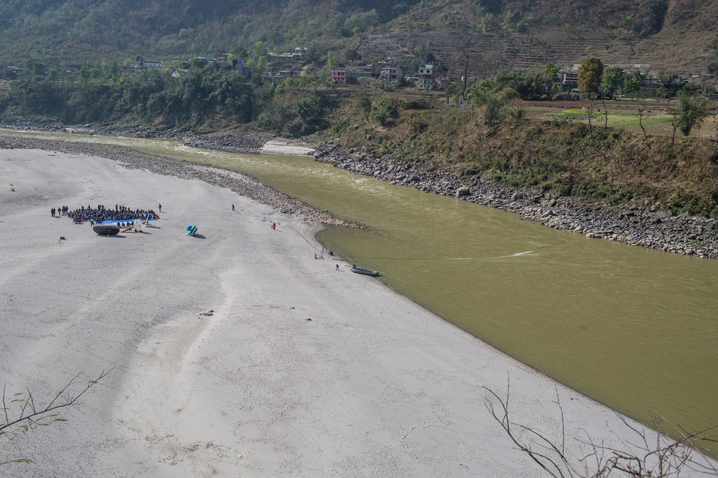 File: Trishuli river