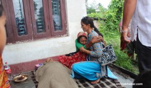 Man dies while queuing up to vote in Jhapa