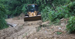 Landslide in Daunne obstructs East-West Highway since midnight
