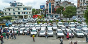 Traffic police launch crackdown on cabs running without billing machine