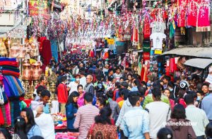 Govt to continue market monitoring during festival holidays