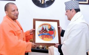 Yogi Adityanath gifts souvenirs as Gyanendra Shah meets him in Lucknow