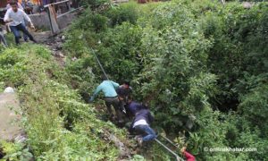 Five injured as Pokhara Mayor operates excavator