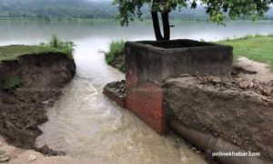Susta locals break Indian dam to prevent inundation