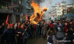 Protesting Nepali Congress students burn PM’s effigy