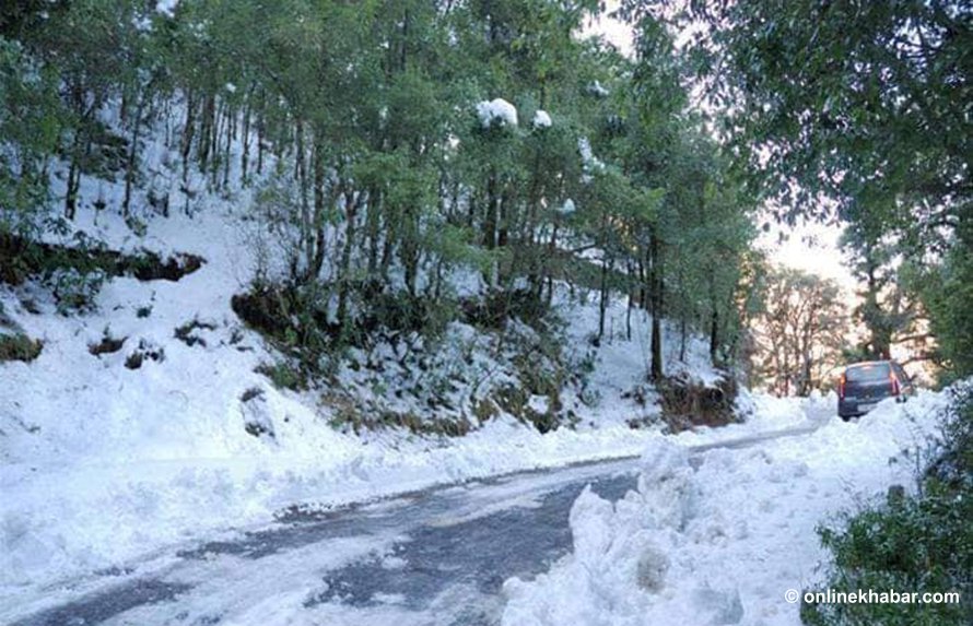 File: A snow-obstructed road in Dadeldhura district of farwest Nepal.