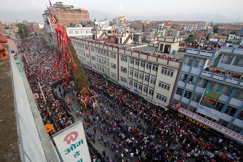 The Rato Machhindranath chariot being pulled by the devotees at Kumaripati, on Monday, May 22, 2017. The chariot is pulled from Lagankhel to Jawalakhel where it will be kept till Bhote Jatra. 