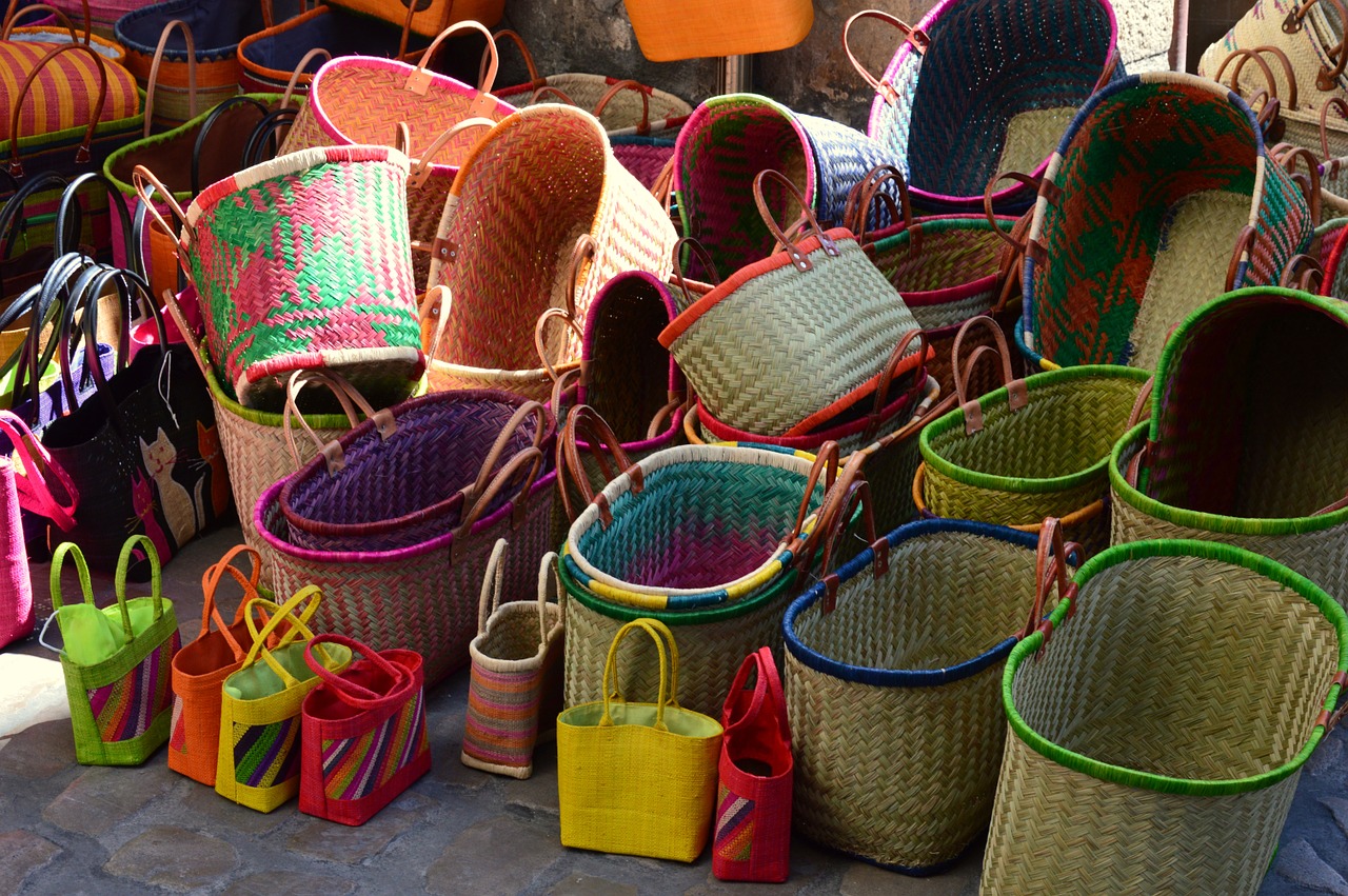 Shopping for Handicrafts in Nepal, Bhutan & Ladakh — Beyond the Clouds