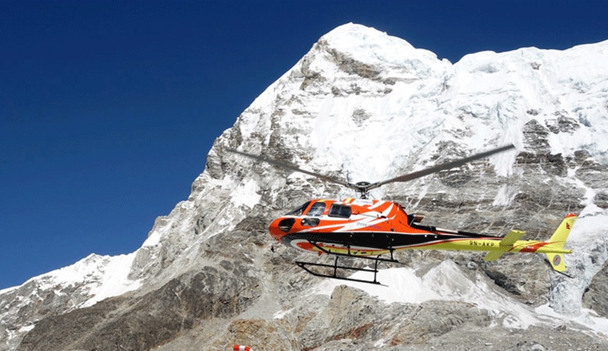 Everest-Base-Camp-Helicopter-flight