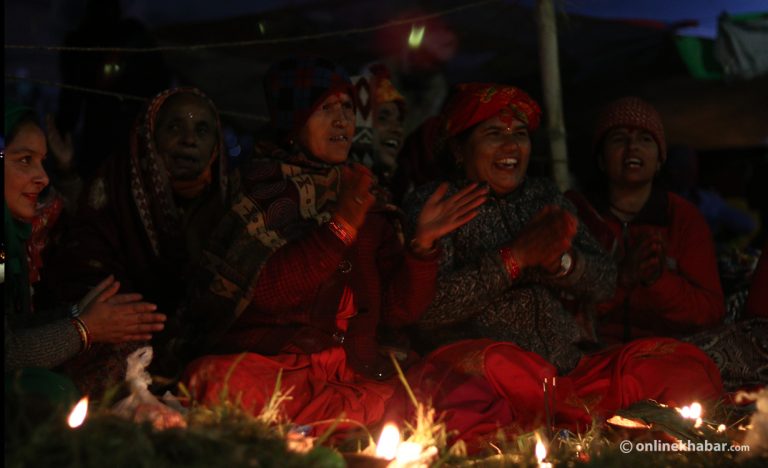 Devotees light diyos on the eve of Balachaturdashi festival in Pashupati of Kathmandu.