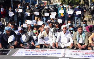 ‘Betrayed’ sugarcane farmers back to Kathmandu demanding outstanding payments