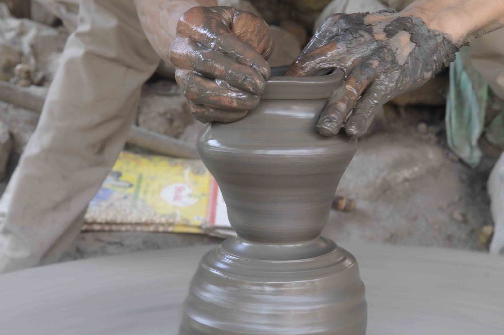 bhaktapur pottery local clay art