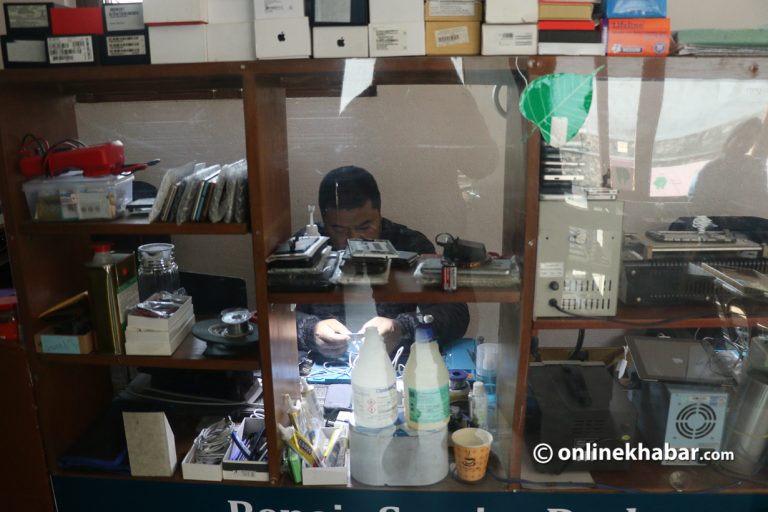 Sabko Phone Refurbishing old phones to let people access