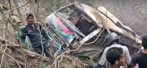 3 killed in Nawalpur bus accident