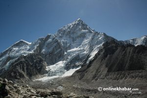 Army plans to collect 10 tonnes of trash from the Everest region