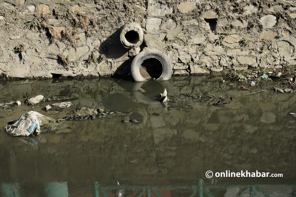 dirty-kathmandu-rivers-and-streamsdirty-kathmandu-rivers-and-streams