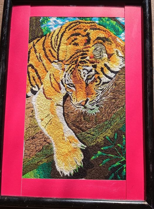 Tiger painted with needle and thread by Dilmaya Tako. Photo: Dilmaya Tako