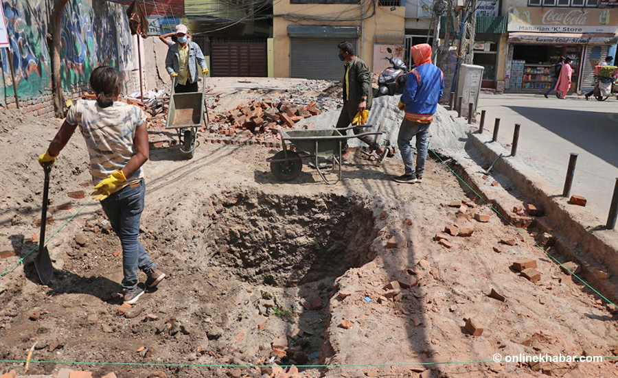 Department of Archaeology begins an excavation near Chusya Baha in Jyatha of Kathmandu, where there were reportedly centuries-old phalcha and lachhi, on Friday, March 11, 2022. Photo: Aryan Dhimal
