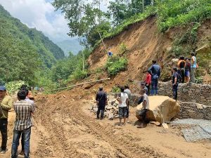 Two buried to death in a Sankhuwasabha landslide