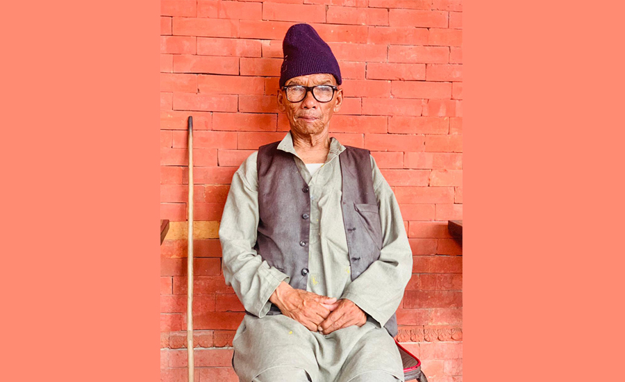 Nanda Bahadur Rokaya from Dolpa at Pashupati Old Age Home in Kathmandu.