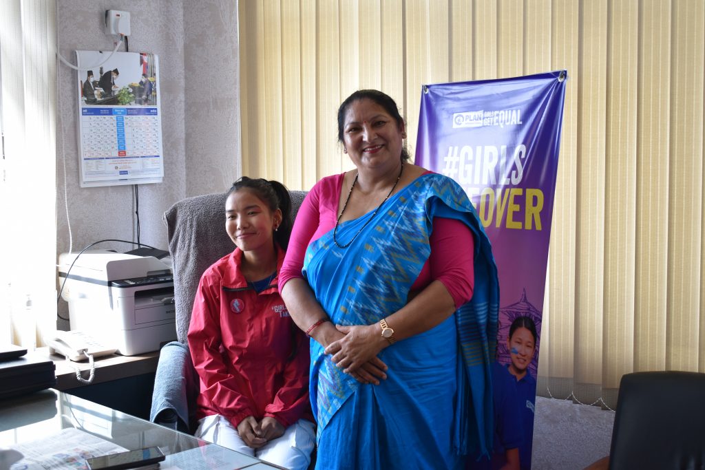 Pramila Syangten takes over the position of National Child Rights Council Member-Secretary Indra Devi Dhakal, as part of the #GirlsTakeOver campaign, on the occasion of the International Day of the Girl Child, in Kathmandu, on Tuesday, October 11, 2022. Photo: Hami DajuVai 