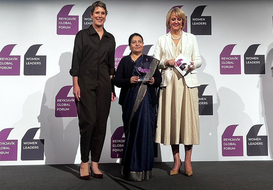 President Bidya Devi Bhandari receives WPL Trailblazer Award 2022 at the Reykjavik Global Forum – Women Leaders, on November 9, 2022.