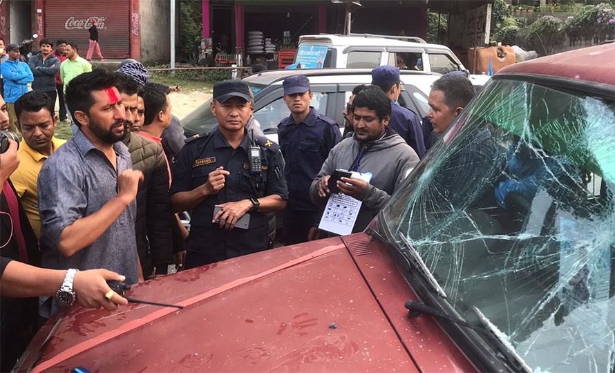 Rastriya Swatantra Party President Rabi Lamichhane's vehicle is vandalised in Muglin of Chitwan on Sunday, November 13, 2022, one week before the elections. Photo: Ganesh Karki/Facebook