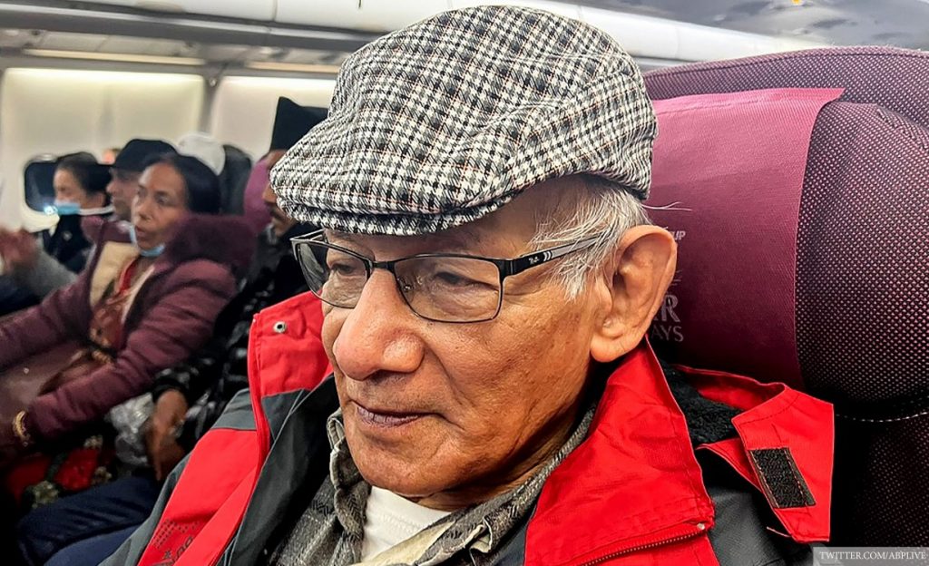 Charles Sobhraj on his way to France after being deported from Nepal.