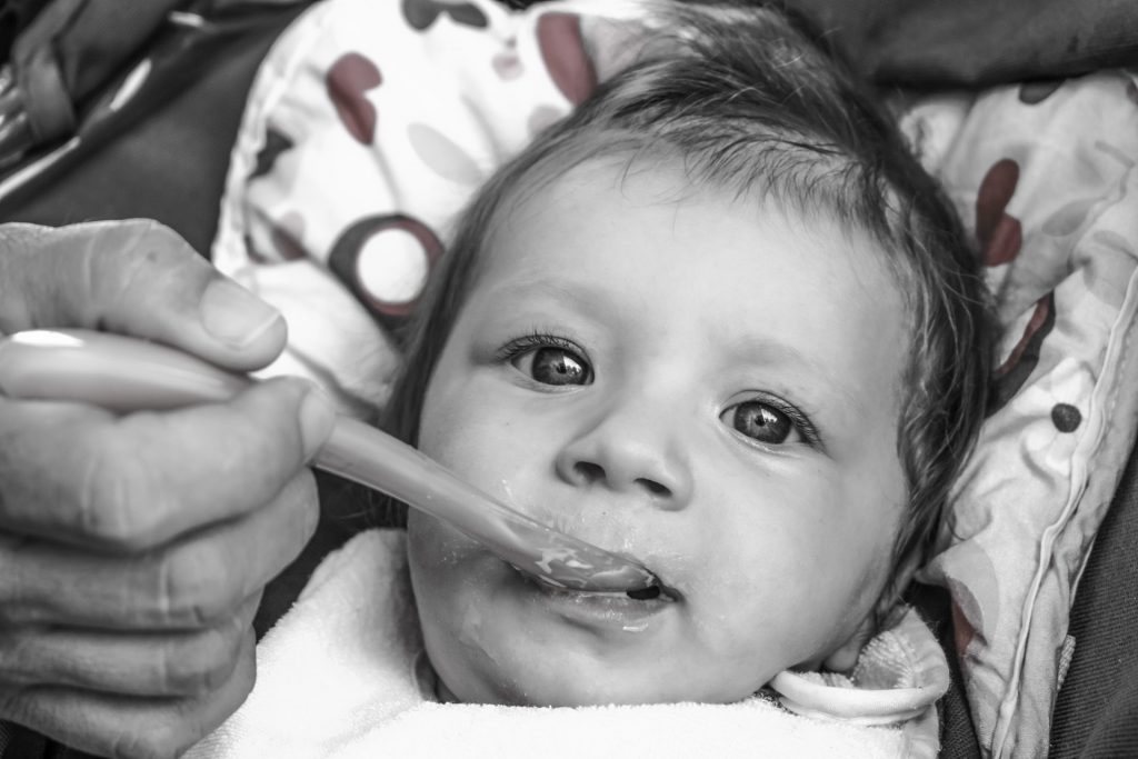 baby feeding complementary food