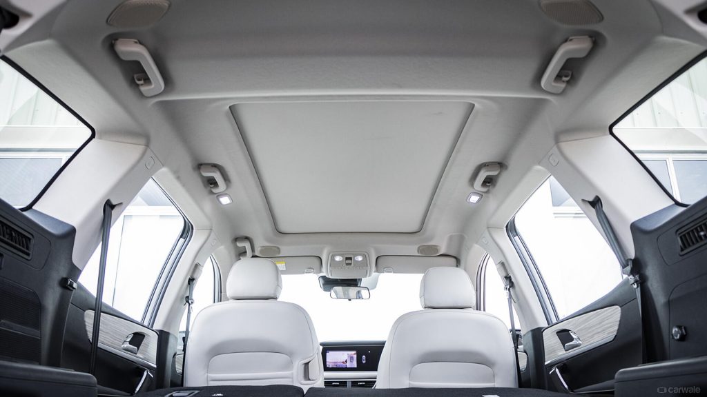 Interior of XUV 700. Photo: Carwale