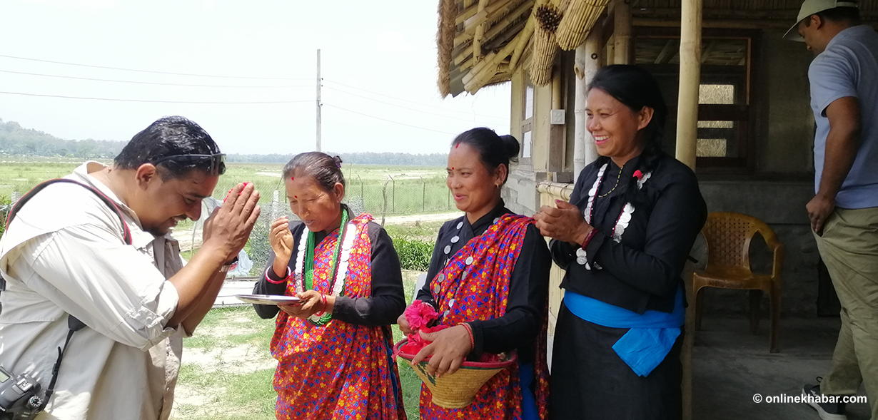 Women of Bote community welcoming the guest.