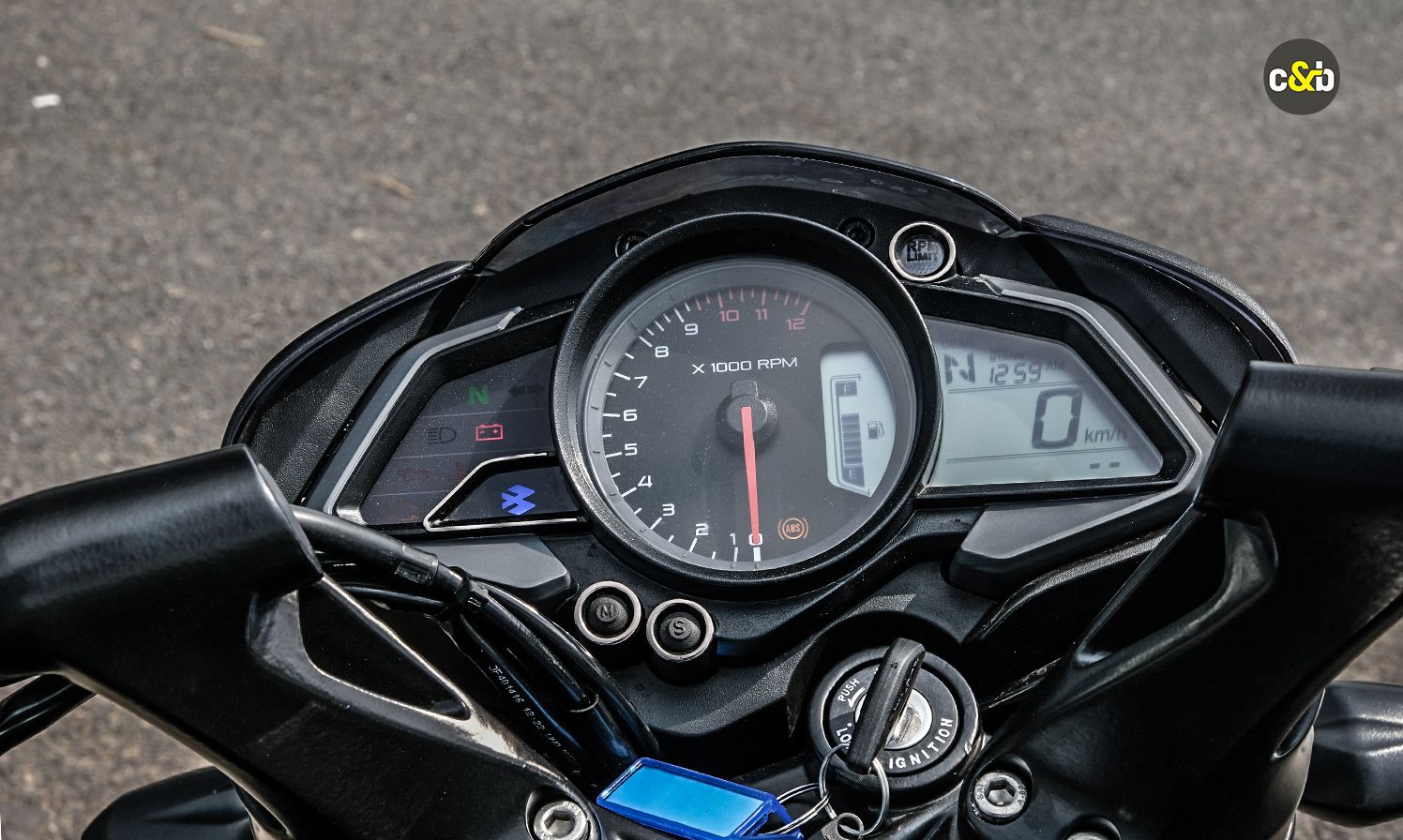 Updated Instrument Cluster on the NS200 and NS160. Photo: carandbike.com 