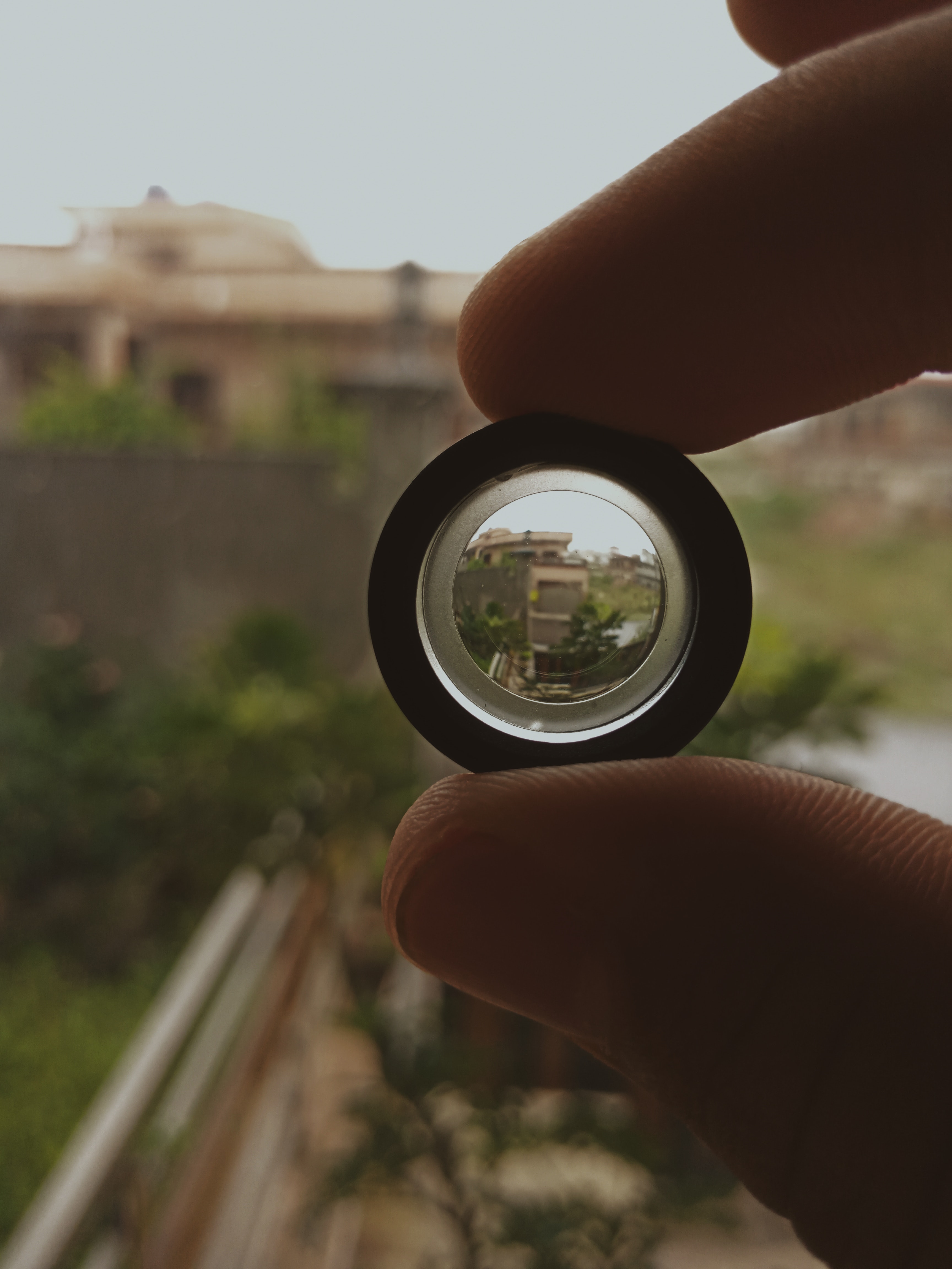 Fish eye lens. Photo: Pexels Hammad Khalid 