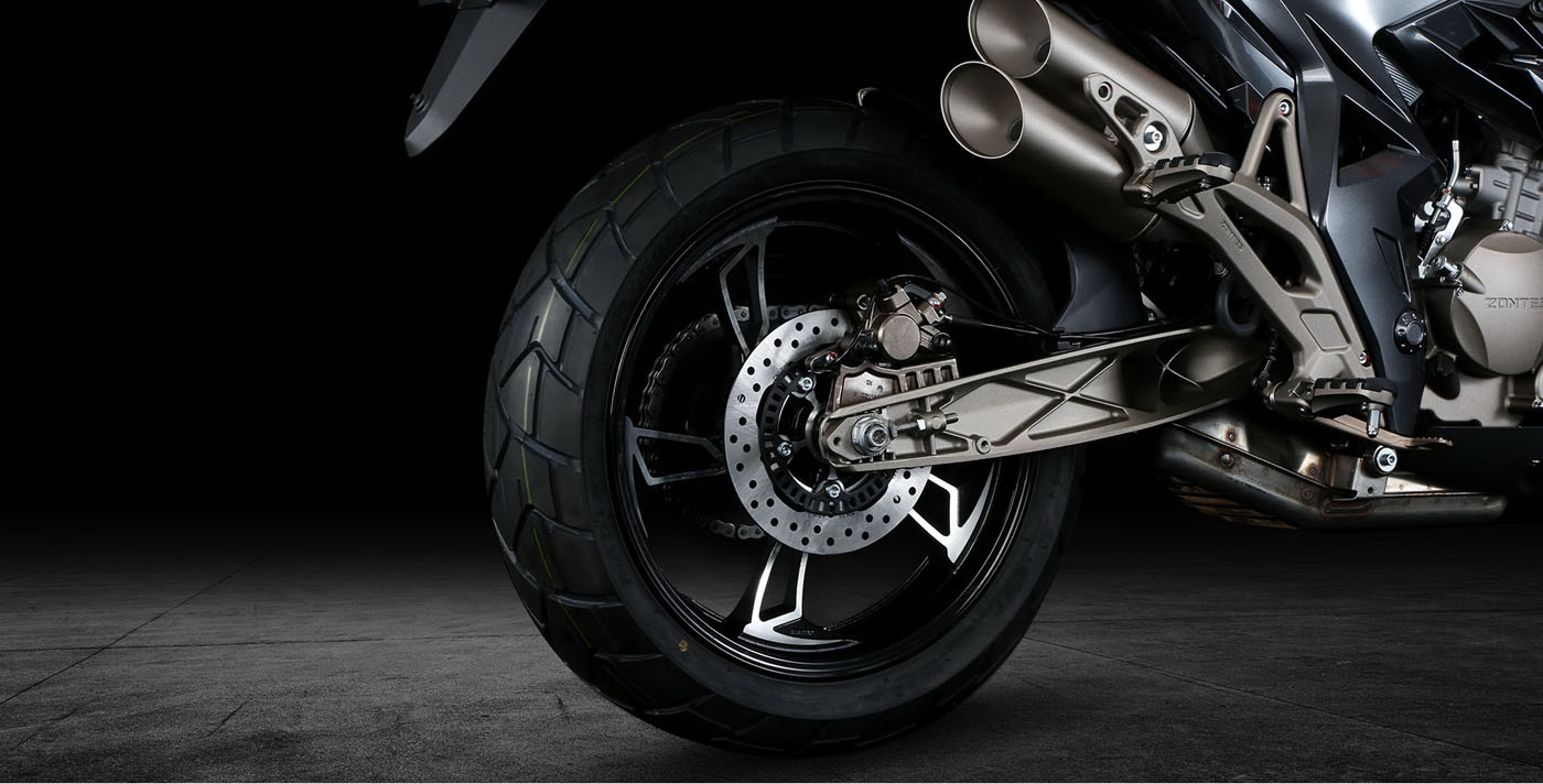 Zontes 310T alloy wheels. Photo: Zontes