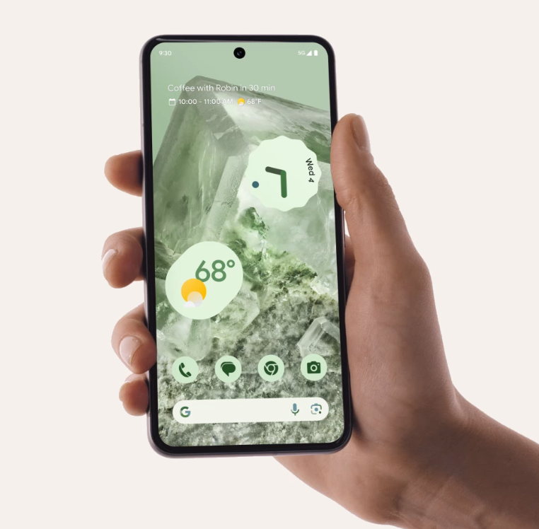 Google Pixel 8 display. Photo: Google 