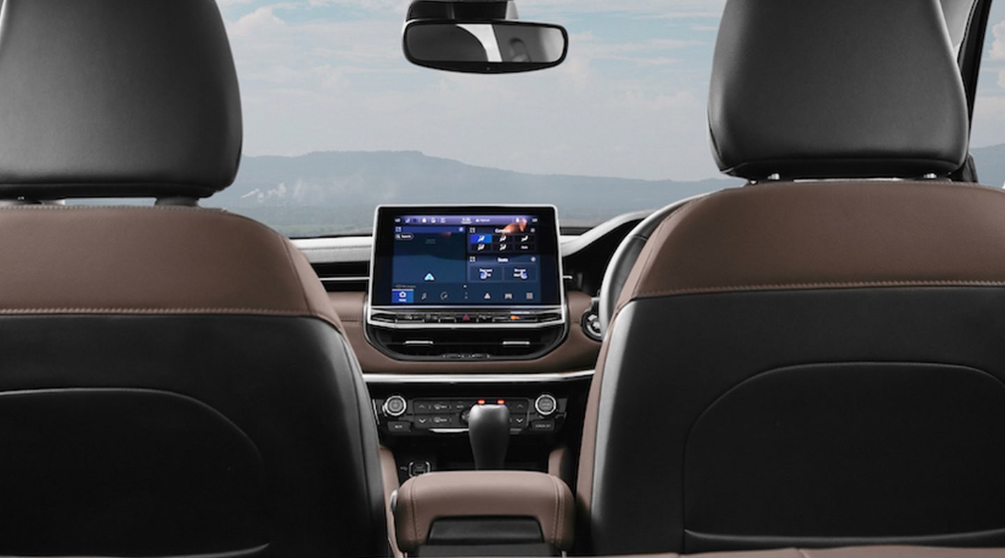 Jeep Meridian infotainment system, climate control and centre console. Photo: Jeep Nepal
