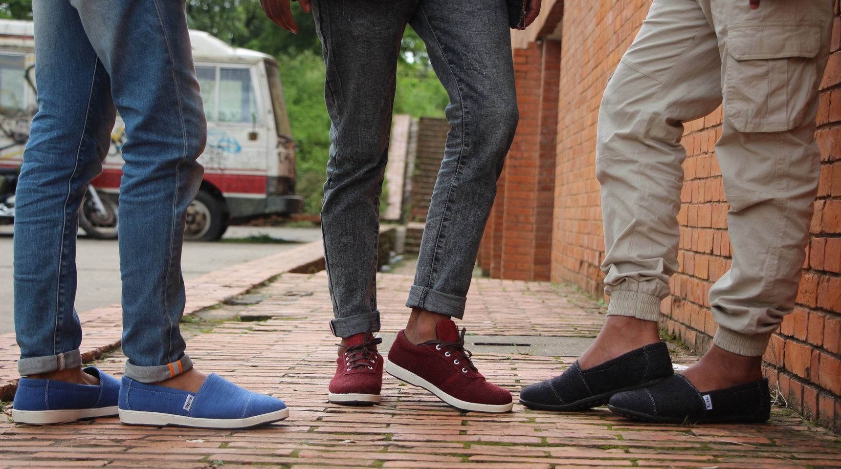 Royal Hemp: Introducing hemp shoes to the Nepali market - OnlineKhabar  English News