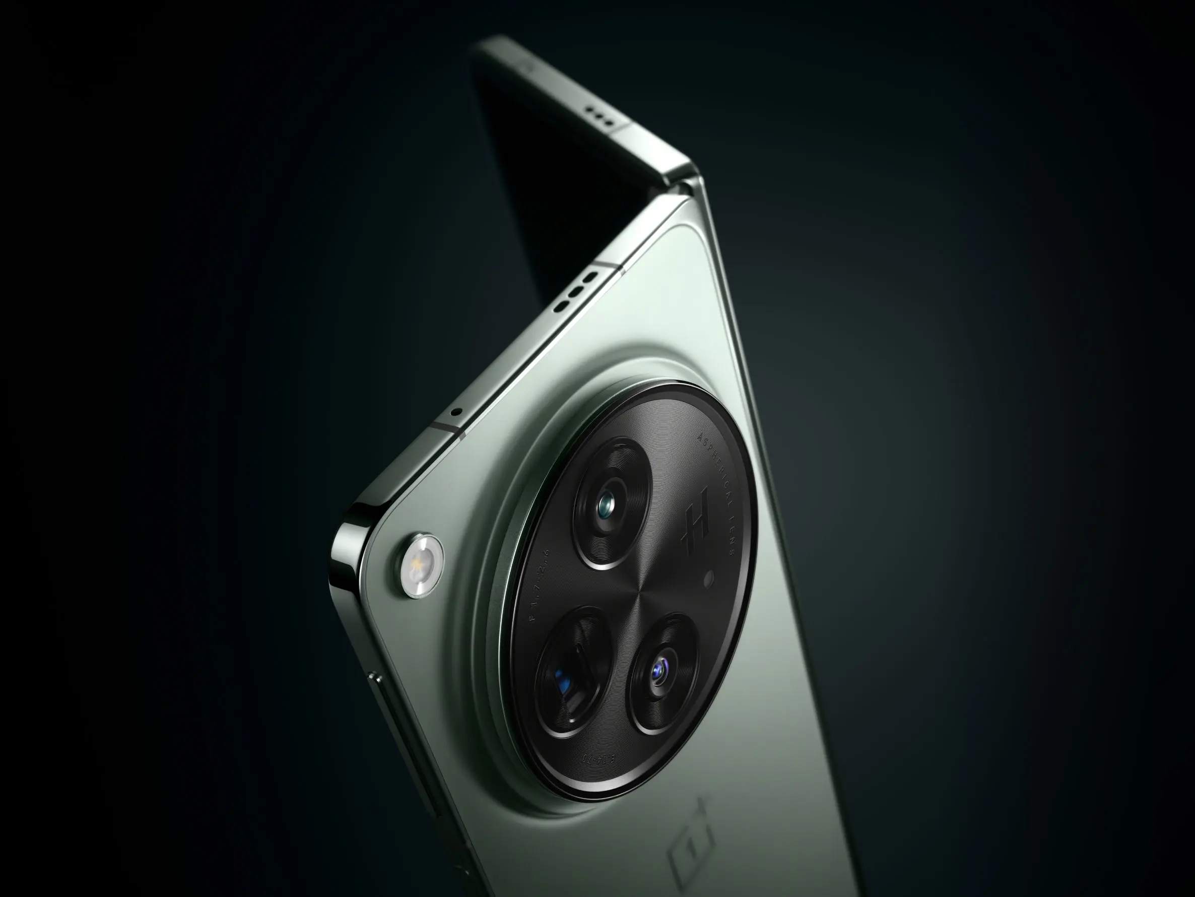 OnePlus Open rear camera. Photo: OnePlus