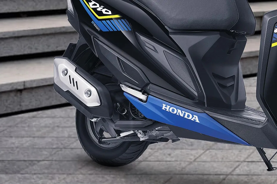 Honda Dio 125 exhaust and body graphics. Photo: Honda Nepal