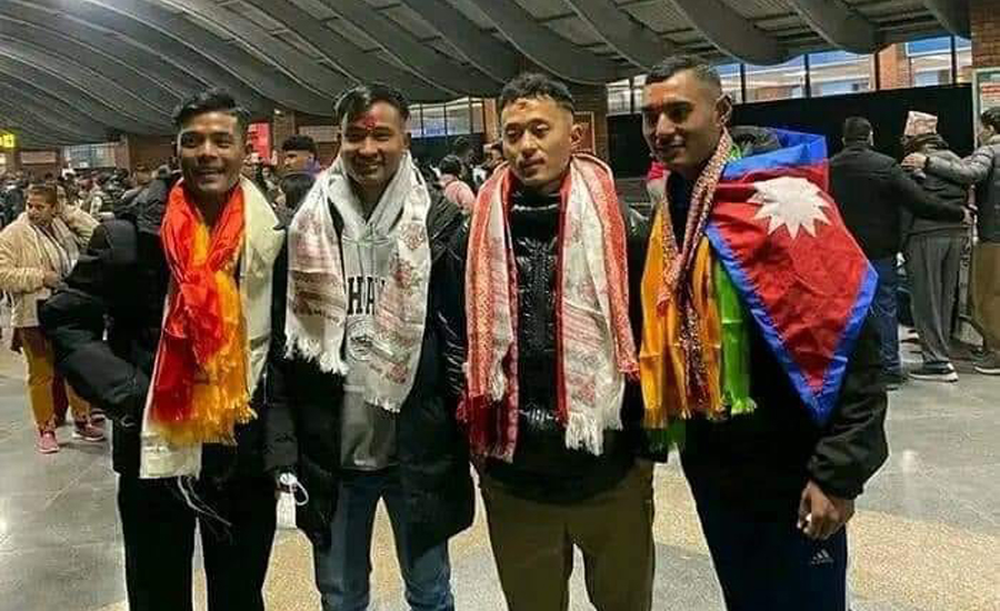 4 more Nepali footballers leave for Australia