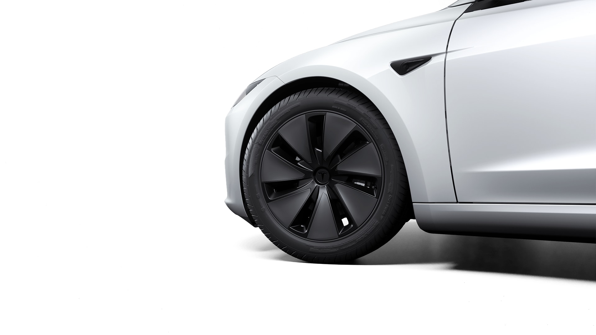 2024 Tesla Model wheels. Photo: Tesla