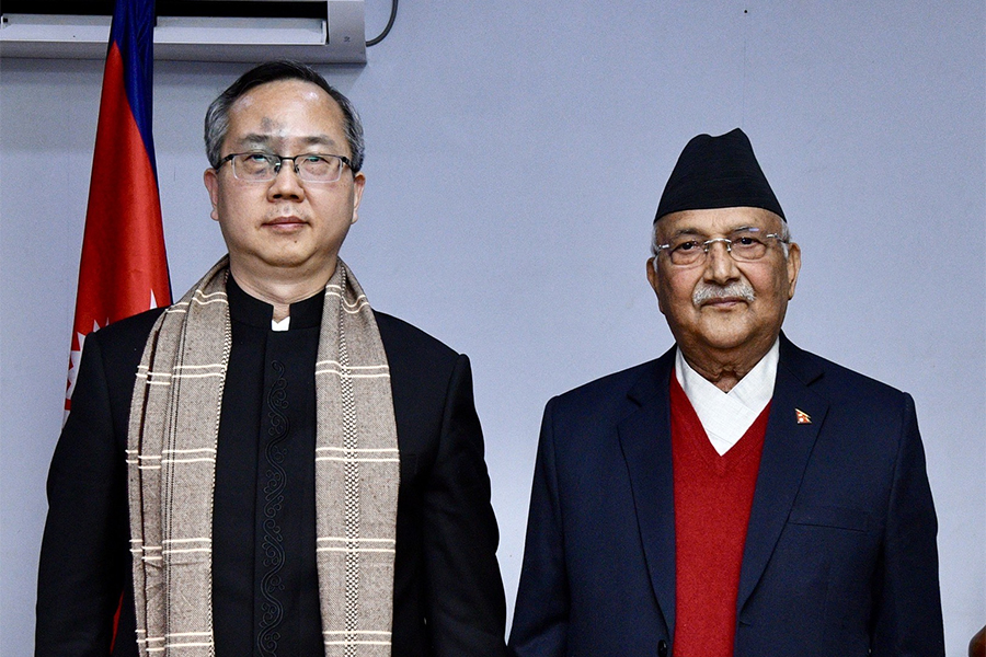 Chinese Ambassador meets Prime Minister Oli, discusses strengthening bilateral ties