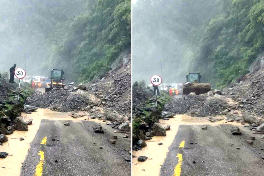 Landslide blocks Prithvi Highway