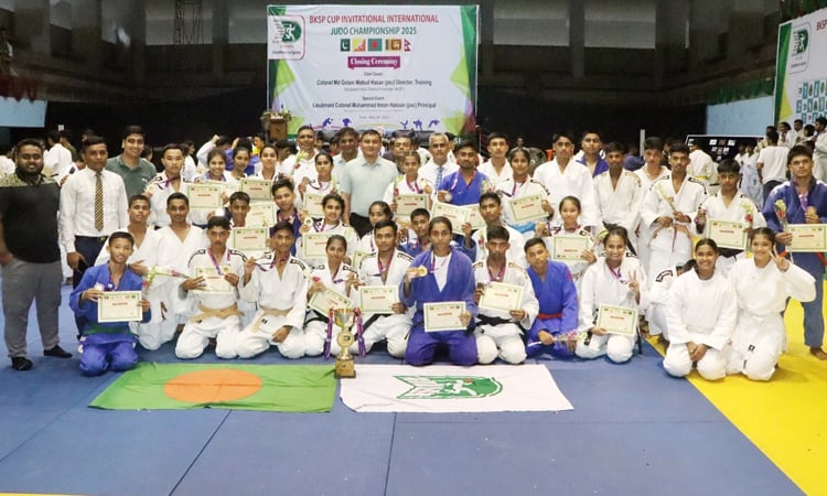 Nepal wins 10 medals including five gold medal in Bangladesh