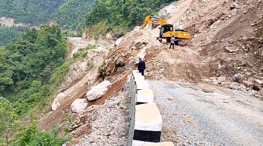 Kaligandaki Corridor remains blocked for traffic